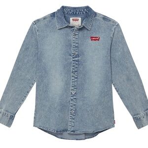 Levi's Kids boys Medium 10/12
Button-Up Denim Shirt